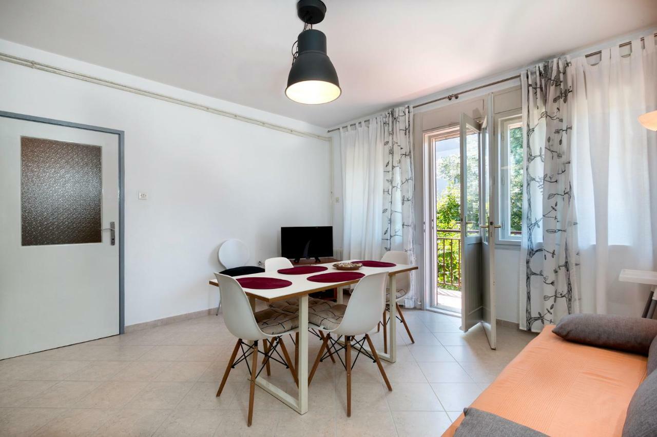 Apartments Ariana プーラ エクステリア 写真