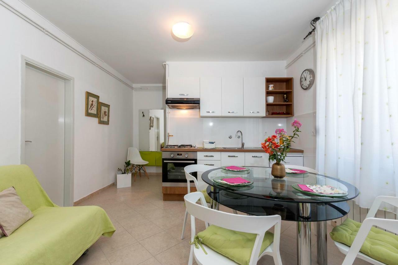 Apartments Ariana プーラ エクステリア 写真